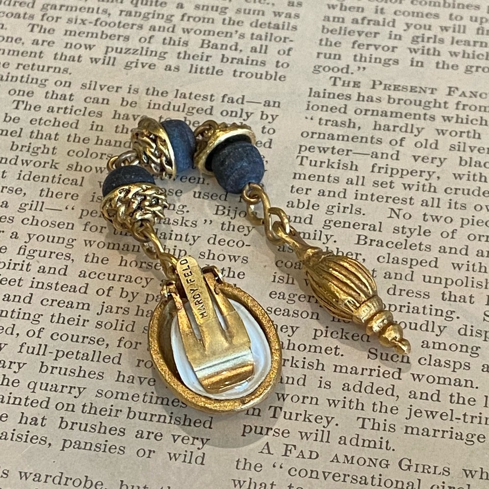 Vintage Marcy Feld ( 1 ) Earring - Picture 10 of 11